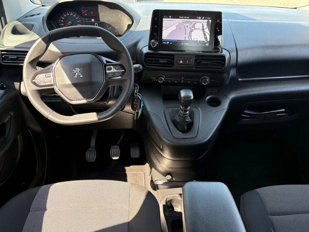 Peugeot Rifter 1.2 PURETECH 110PK TREKHAAK 5-PRS NAVIGATI uit 2023, foto 6