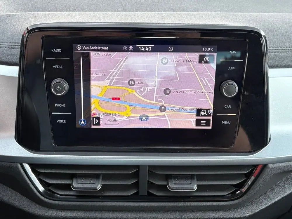 Volkswagen T-Roc 1.5 TSI ACT AUT. FACELIFT LED NAVI CARPLAY uit 2023, foto 7