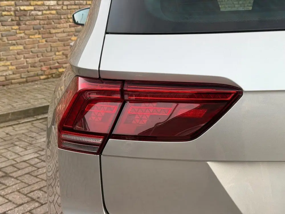 Volkswagen TIGUAN 1.5 TSI DSG HIGHLINE Panodak Trekhaak Virt uit 2019, foto 14
