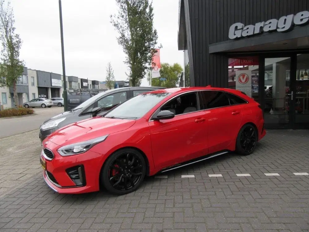 Kia ProCeed 1.4 T-GDI GT-Line uit 2021, foto 2