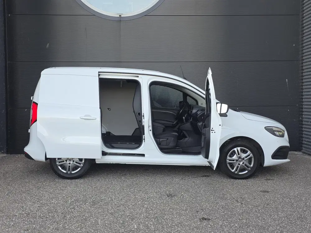 Mercedes-Benz Citan 112 CDI L2 Pro uit 2023, foto 4