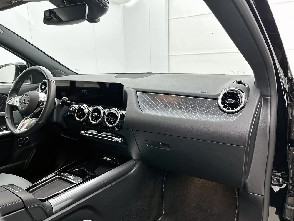 Mercedes-Benz GLA 250 e Plug-In Hybride uit 2025, foto 6