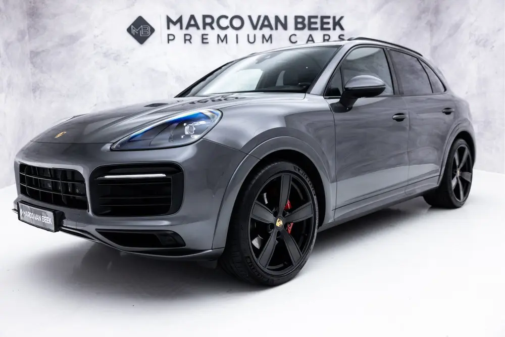 Porsche Cayenne 3.0 | Pano | SportDesign | Luchtvering | 22" uit 2019