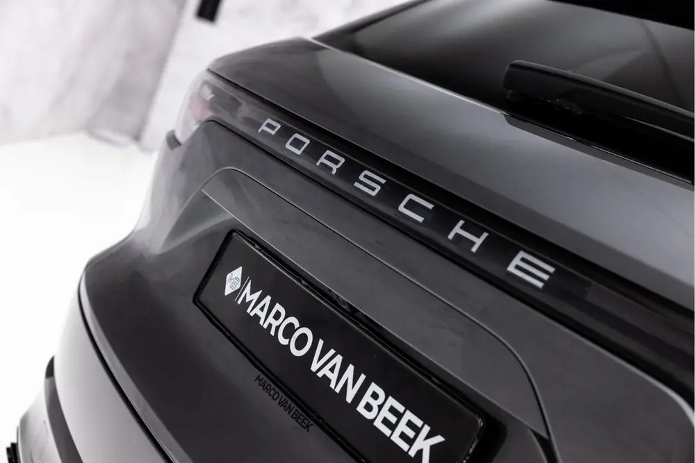 Porsche Cayenne 3.0 | Pano | SportDesign | Luchtvering | 22" uit 2019, foto 11