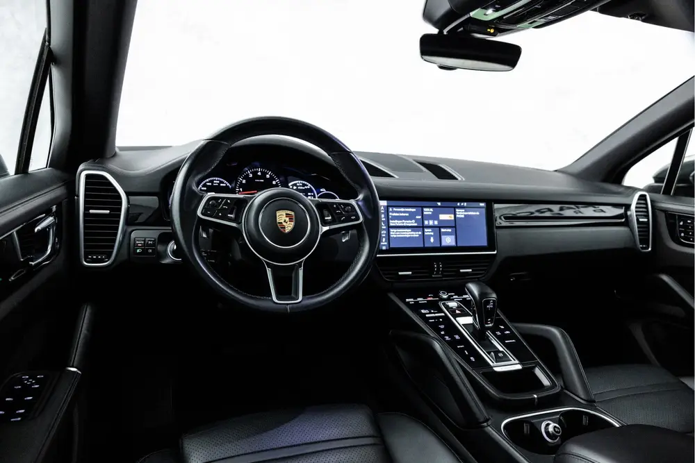 Porsche Cayenne 3.0 | Pano | SportDesign | Luchtvering | 22" uit 2019, foto 15