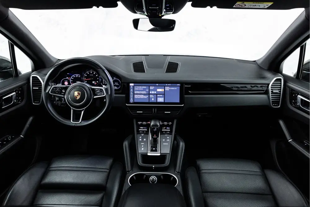 Porsche Cayenne 3.0 | Pano | SportDesign | Luchtvering | 22" uit 2019, foto 16