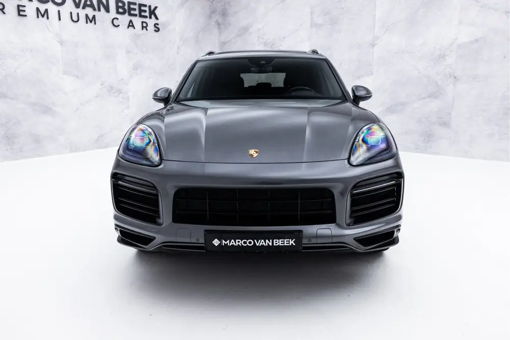 Porsche Cayenne 3.0 | Pano | SportDesign | Luchtvering | 22" uit 2019, foto 8