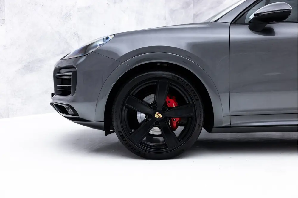 Porsche Cayenne 3.0 | Pano | SportDesign | Luchtvering | 22" uit 2019, foto 9
