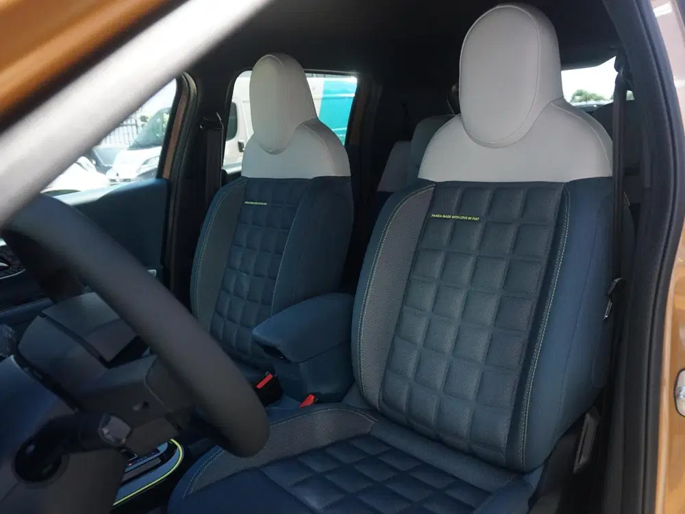 Fiat Grande Panda La Prima 7 uit 2025, foto 11