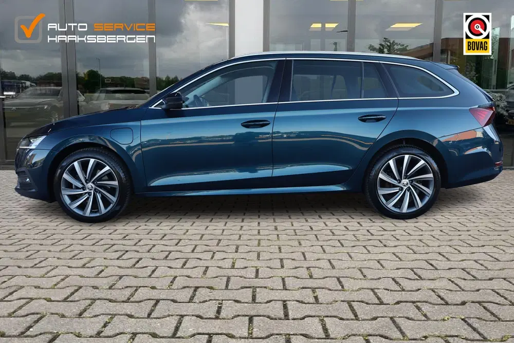 Skoda Octavia 1.4 TSI iV PHEV Business Edition Plus uit 2022, foto 2