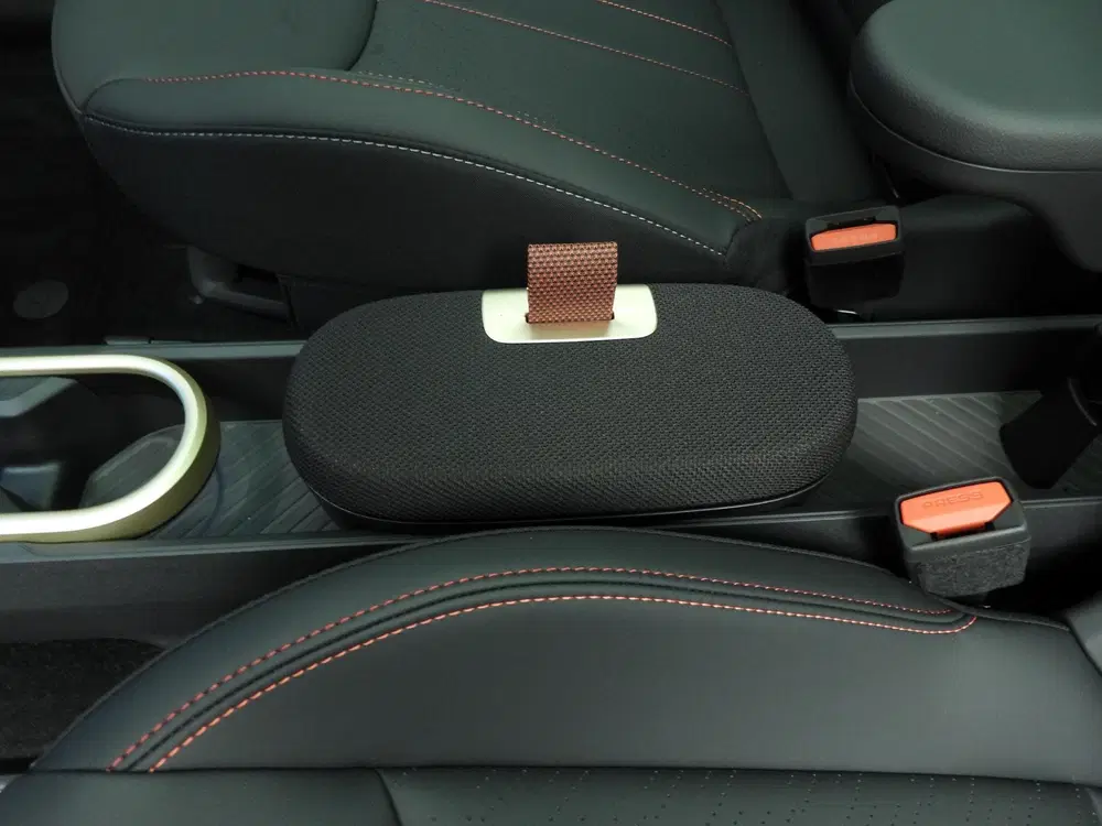 Mini John Cooper Works Cooper E John Cooper Works uit 2026, foto 19