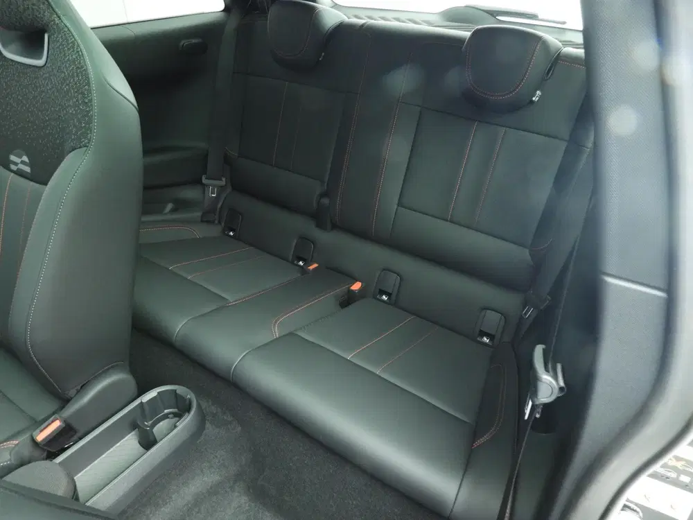 Mini John Cooper Works Cooper E John Cooper Works uit 2026, foto 8