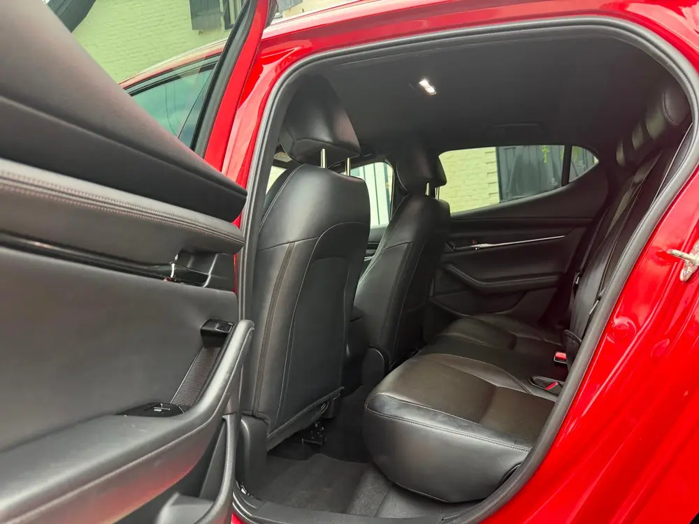 Mazda 3 2.0 e-SkyActiv-G M Hybrid 122 Luxury uit 2019, foto 18