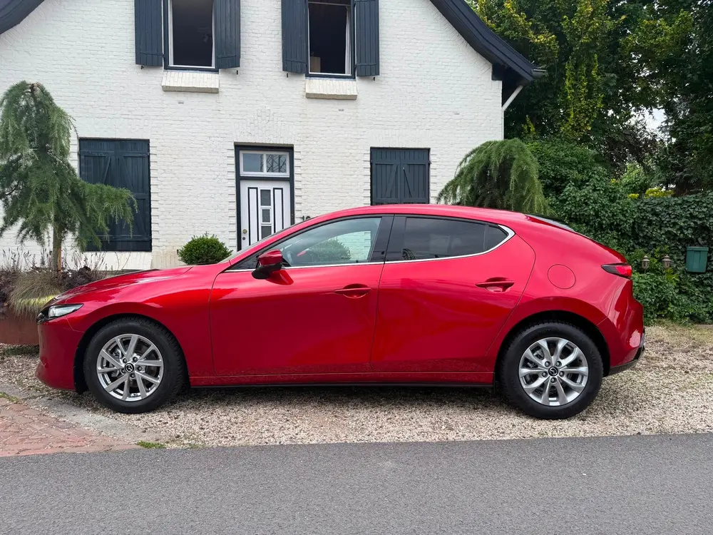 Mazda 3 2.0 e-SkyActiv-G M Hybrid 122 Luxury uit 2019, foto 3
