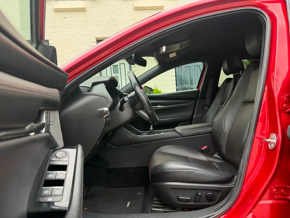 Mazda 3 2.0 e-SkyActiv-G M Hybrid 122 Luxury uit 2019, foto 6