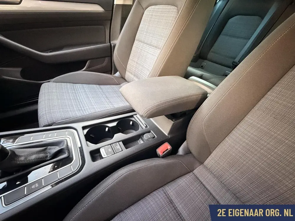 Volkswagen Passat Variant 1.5TSI Aut Camera Virtual NW MODEL uit 2021, foto 17