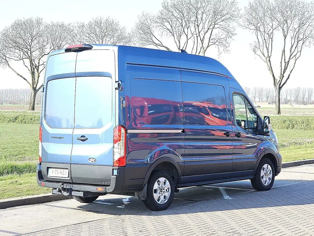 Ford Transit 2.0 l2h3 xenon carplay uit 2024, foto 3
