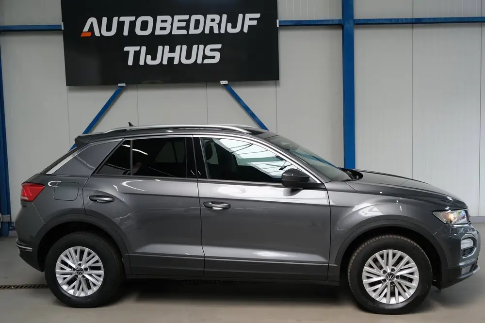 Volkswagen T-Roc 1.0 TSI Style - N.A.P. Airco, Cruise, Navi uit 2021, foto 2
