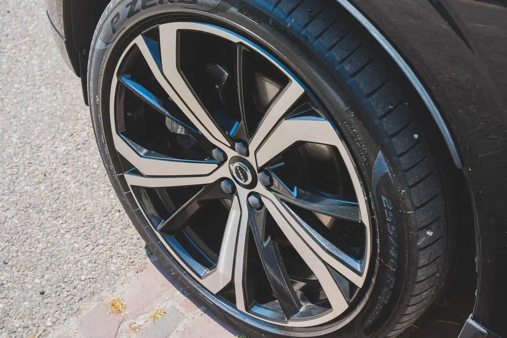Volvo XC60 2.0 T6 Plug-in hybrid AWD Ultimate Dark TR uit 2023, foto 18