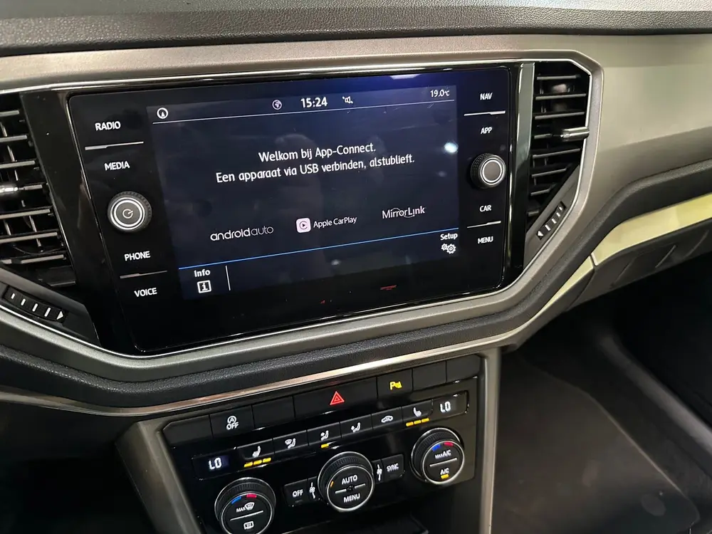 Volkswagen T-Roc 1.5 TSI Sport - Pano - Led - Camera - Apple uit 2020, foto 17