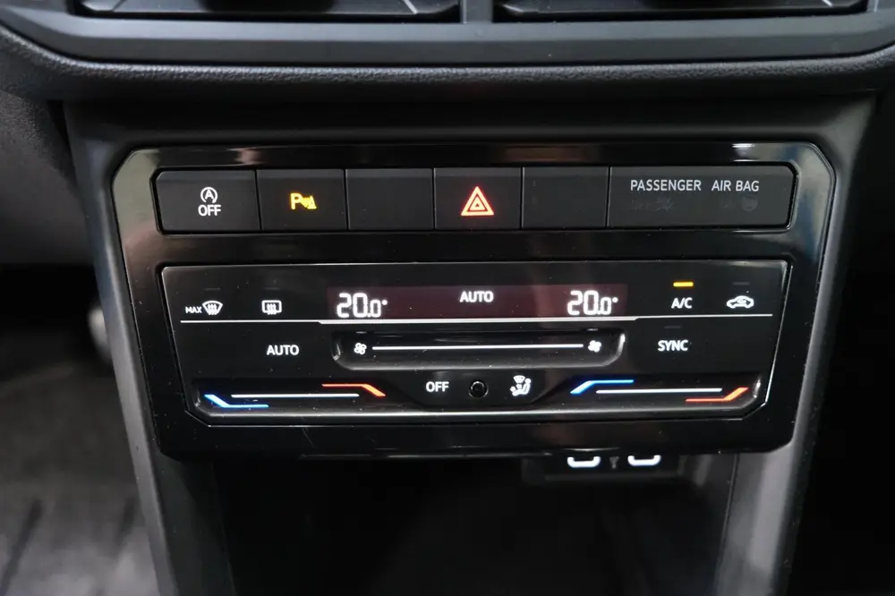 Volkswagen T-Cross 1.0 TSI Life - N.A.P. Airco, Cruise, Navi uit 2021, foto 14