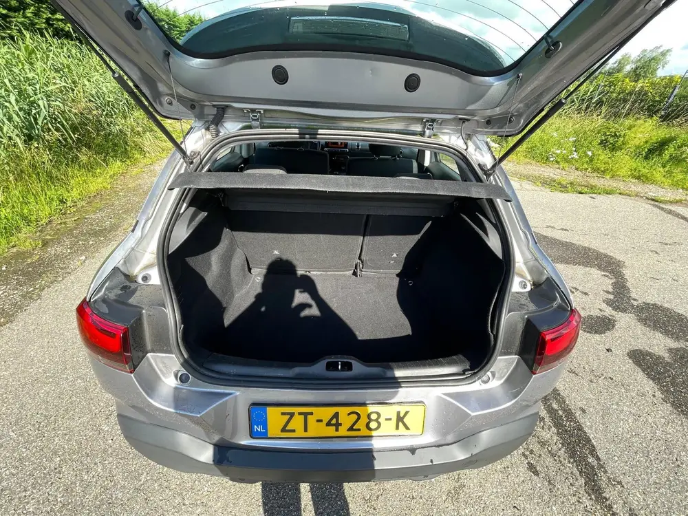 Citroën C4 Cactus Citroen C4 Cactus 1.2 SPORT CARPLAY RIEM V uit 2019, foto 6