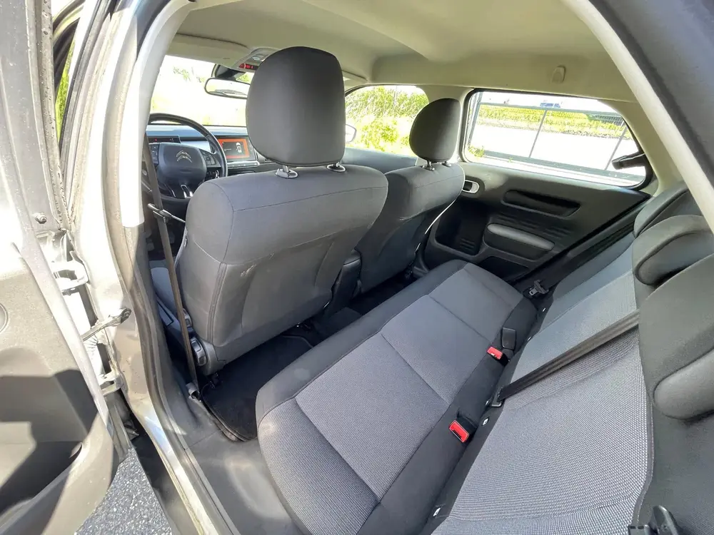 Citroën C4 Cactus Citroen C4 Cactus 1.2 SPORT CARPLAY RIEM V uit 2019, foto 9