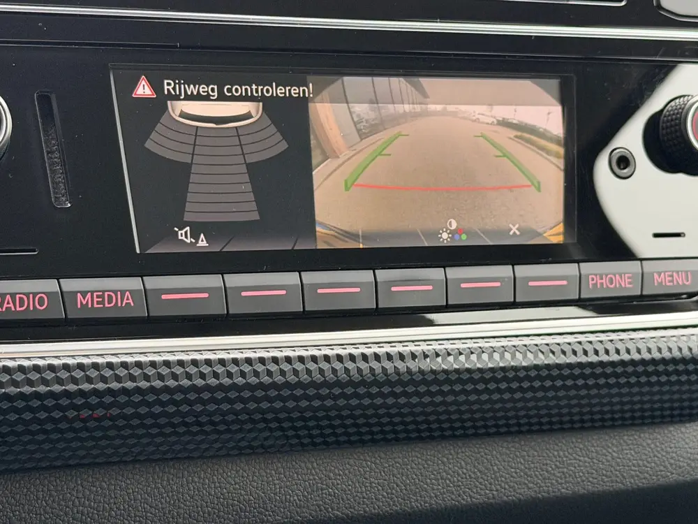 Volkswagen Up! 1.0 5-deurs | Camera | Cruise | Airco | Bluet uit 2021, foto 15