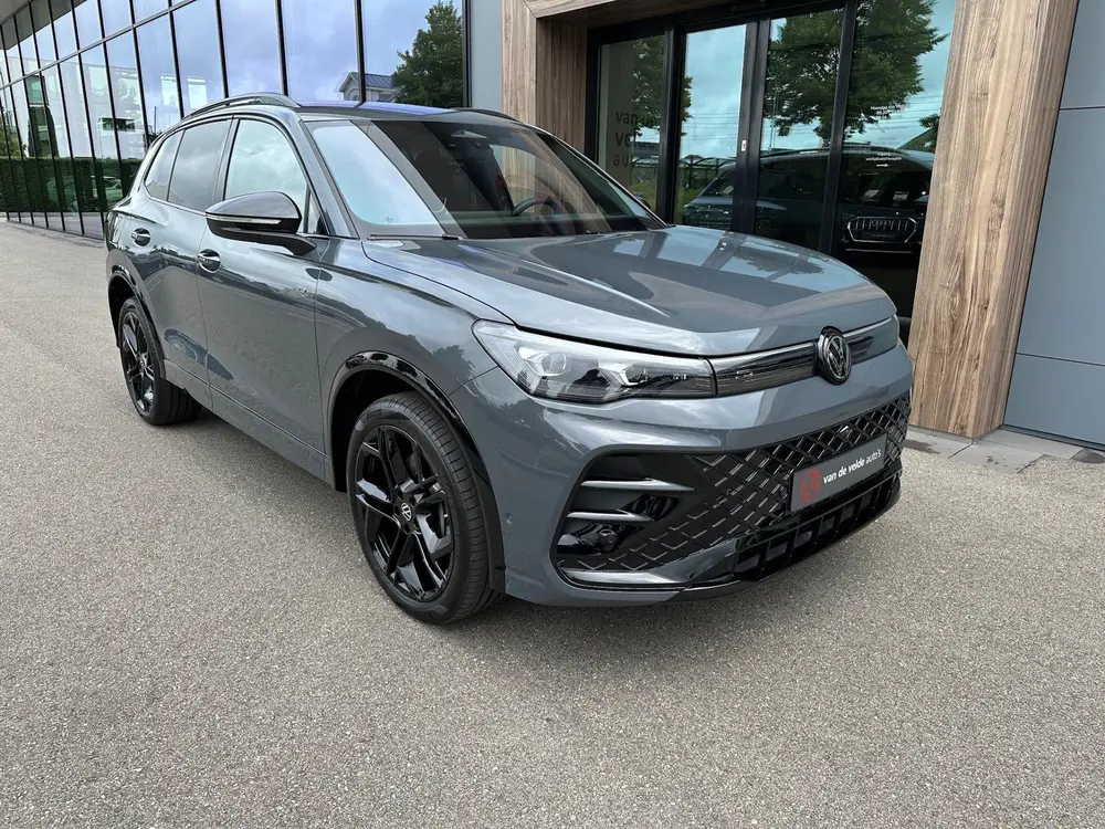 Volkswagen Tiguan 1.5 eHybrid R-Line | Black line | 360 Came uit 2025, foto 4