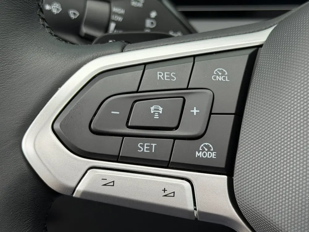 Volkswagen Tiguan 1.5 eHybrid Elegance 204pk | Trekhaak | 20 uit 2025, foto 14