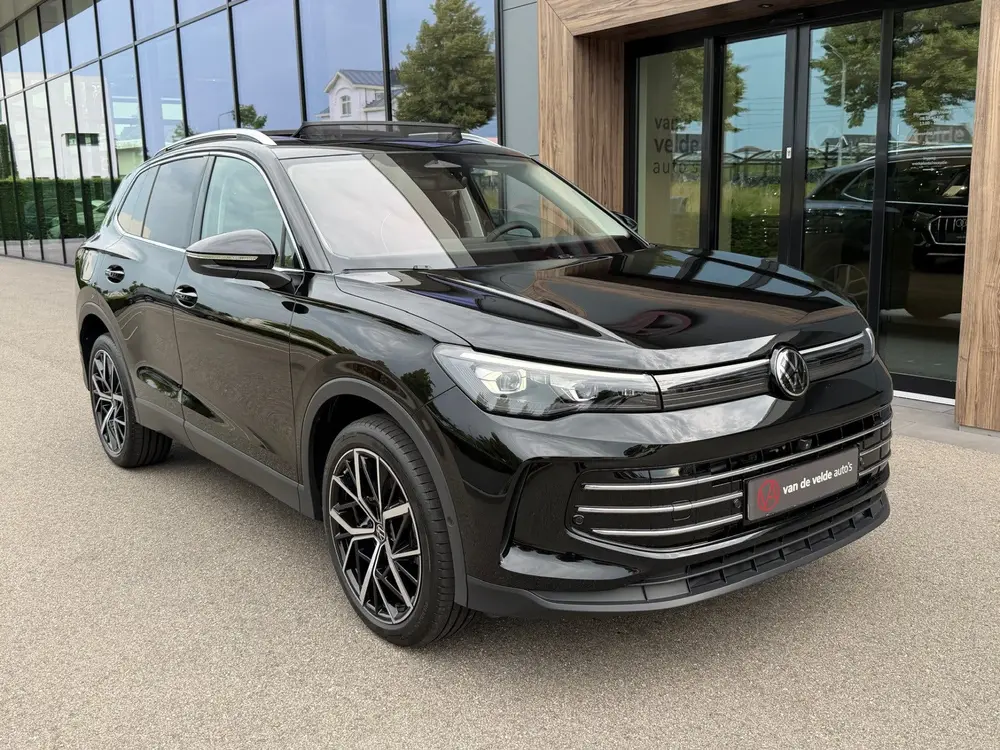 Volkswagen Tiguan 1.5 eHybrid Elegance 204pk | Trekhaak | 20 uit 2025, foto 4