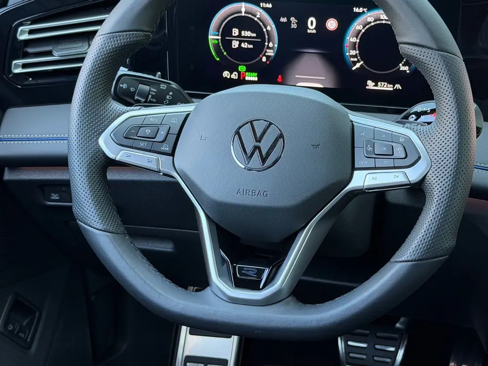 Volkswagen Tiguan 1.5 eHybrid R-Line | Black line | 360 Came uit 2025, foto 12