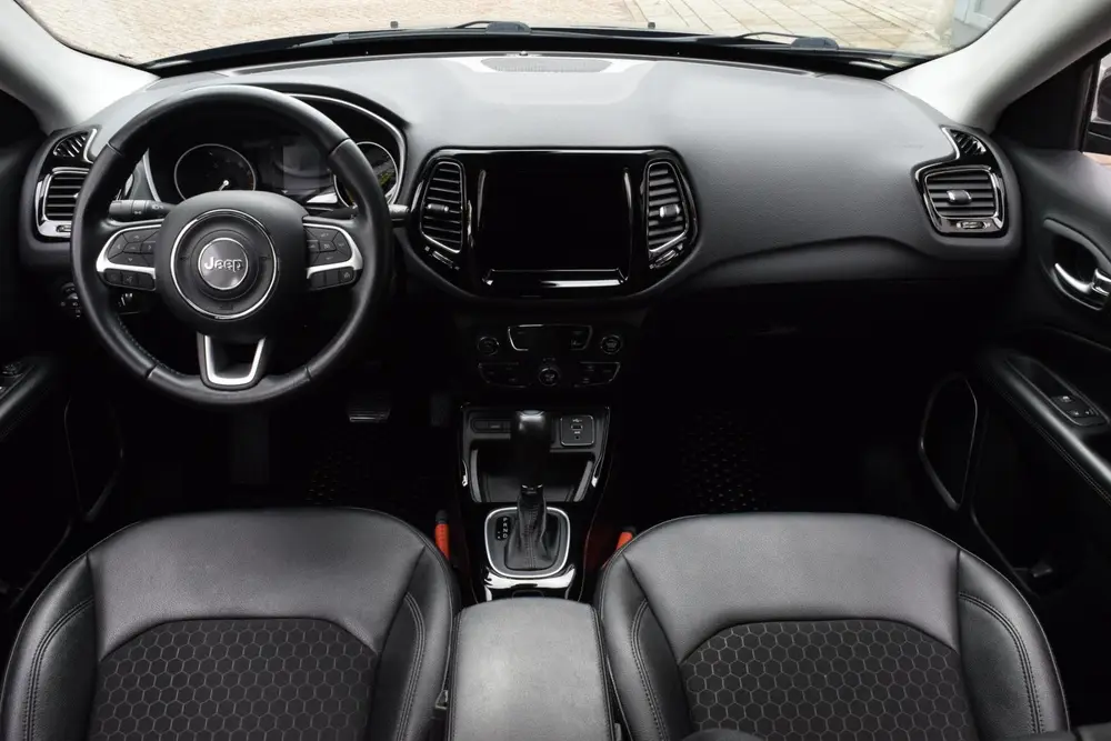 Jeep Compass 1.3T Night Eagle Liberty Edition uit 2020, foto 14