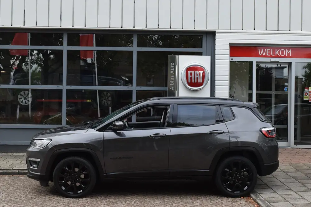 Jeep Compass 1.3T Night Eagle Liberty Edition uit 2020, foto 2