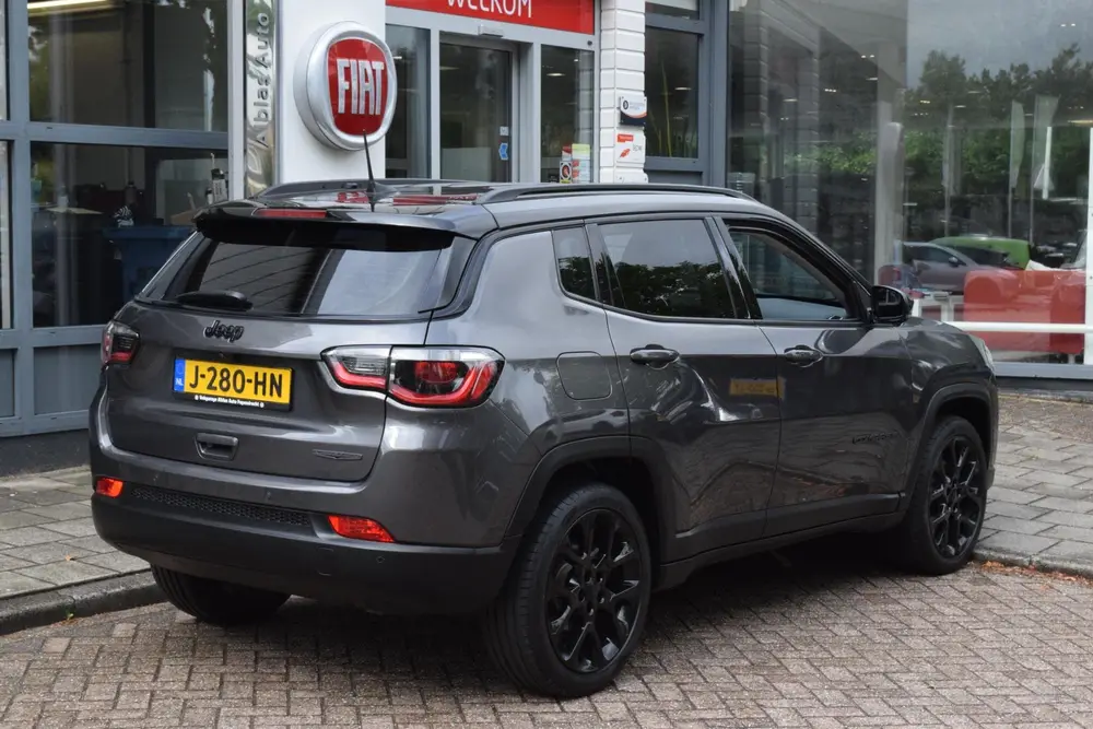 Jeep Compass 1.3T Night Eagle Liberty Edition uit 2020, foto 4