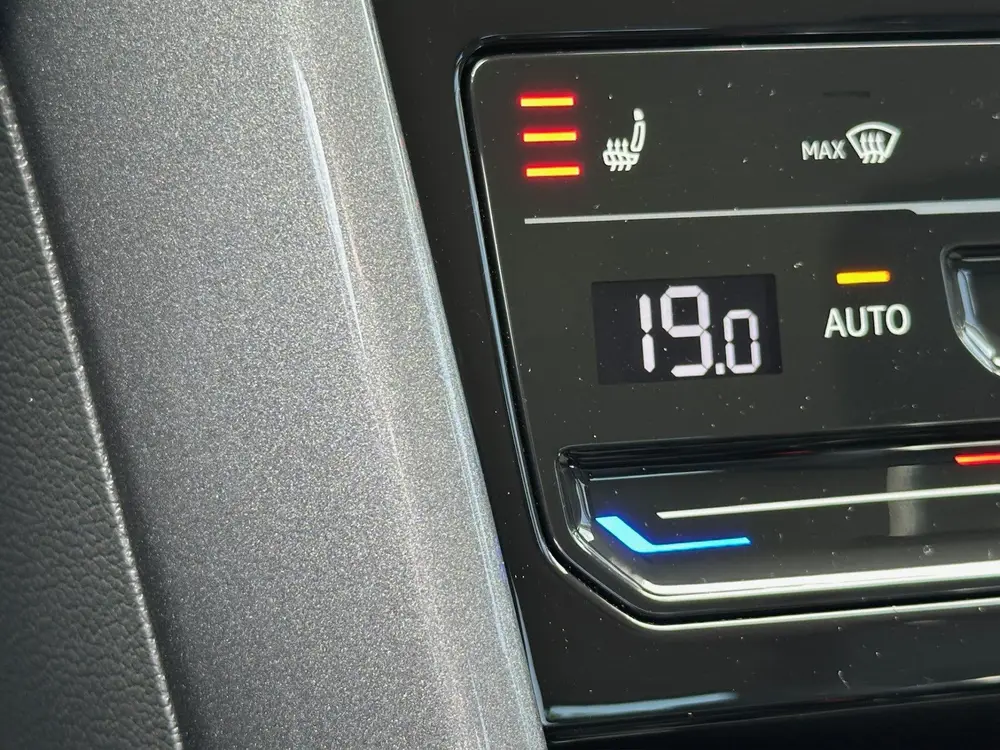 Volkswagen T-Roc 1.5 TSI 150pk DSG Style Carplay | Camera | uit 2024, foto 17