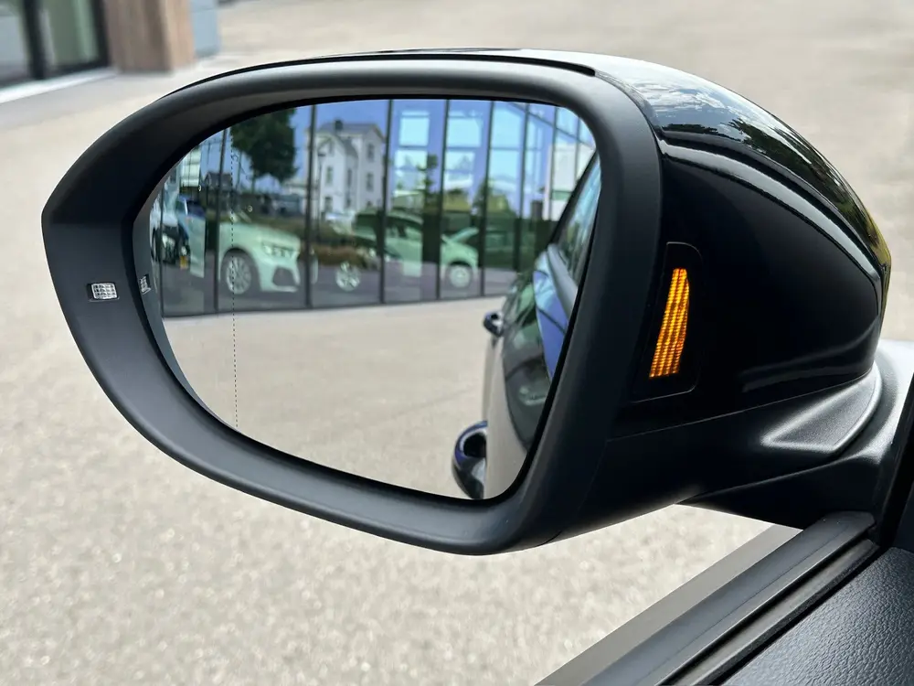Volkswagen T-Roc 1.5 TSI 150pk DSG Style Carplay | Camera | uit 2024, foto 6