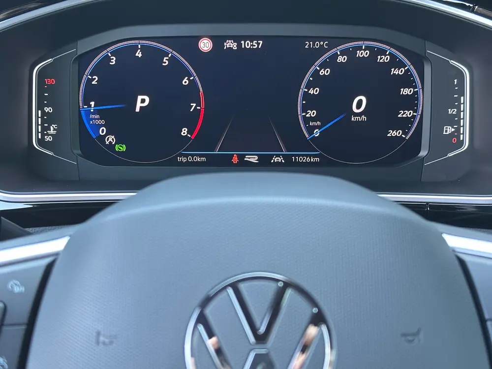 Volkswagen T-Roc 1.5 TSI 150pk DSG R-Line | Camera | Keyless uit 2025, foto 16