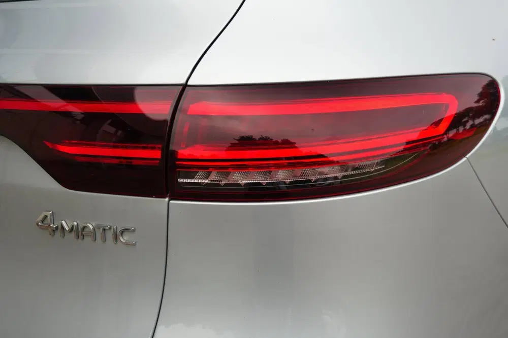 Mercedes-Benz EQC 400 4MATIC Premium Plus 80 kWh AMG line SO uit 2020, foto 11
