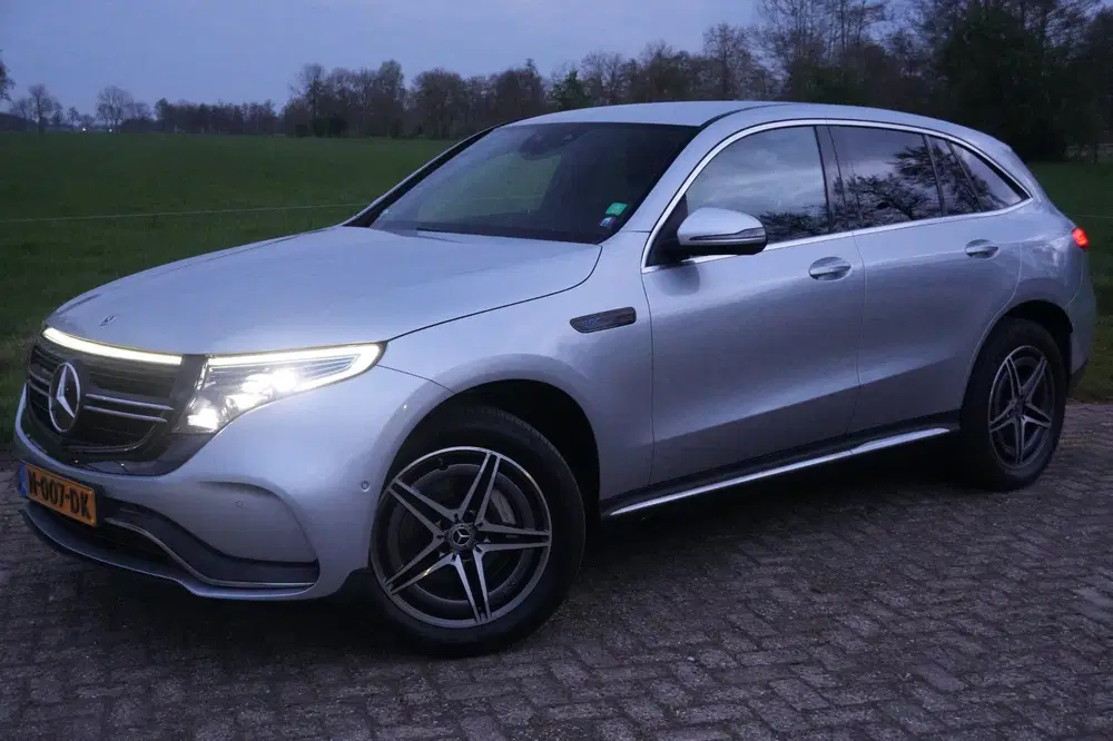 Mercedes-Benz EQC 400 4MATIC Premium Plus 80 kWh AMG line SO uit 2020, foto 9