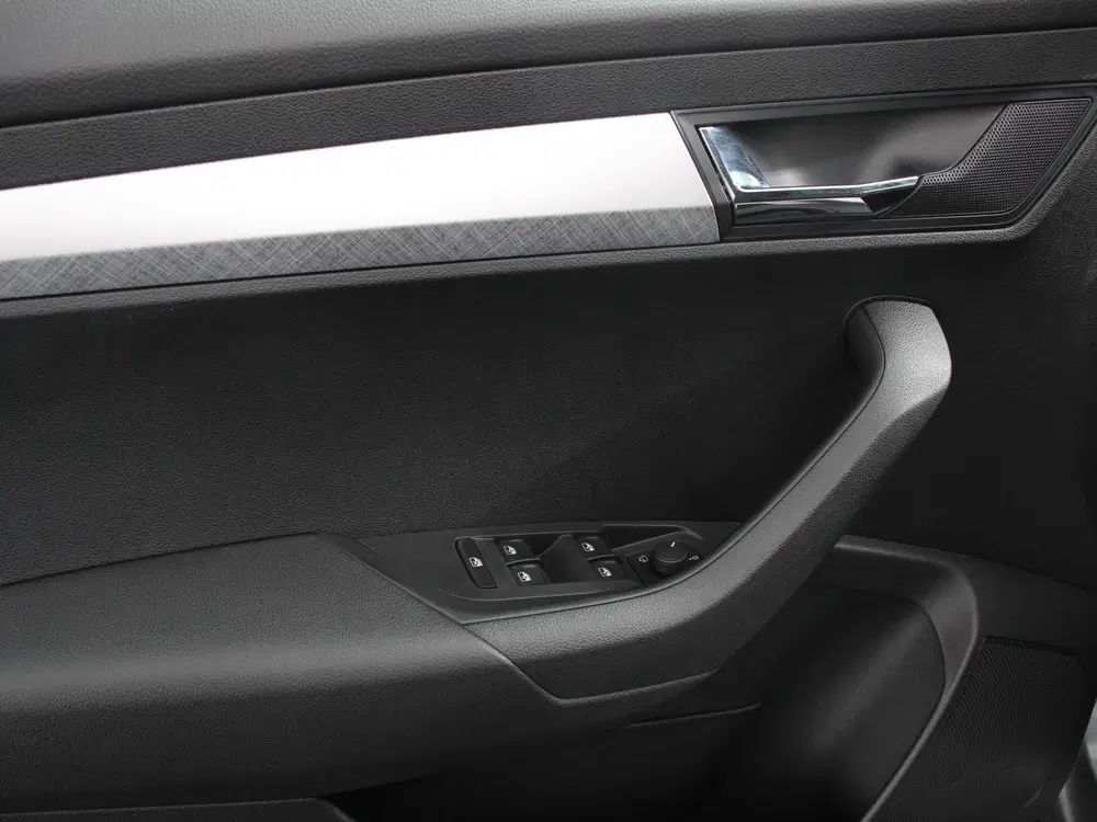 Skoda Karoq 1.5 TSI 150pk DSG Ambition Navigatie Apple uit 2024, foto 14
