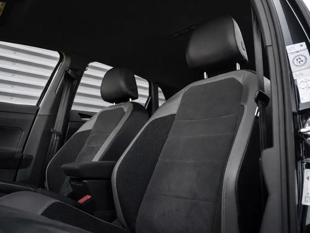 Volkswagen Polo 2.0 TSI GTI Alcantara Camera Virtual Keyless uit 2019, foto 18
