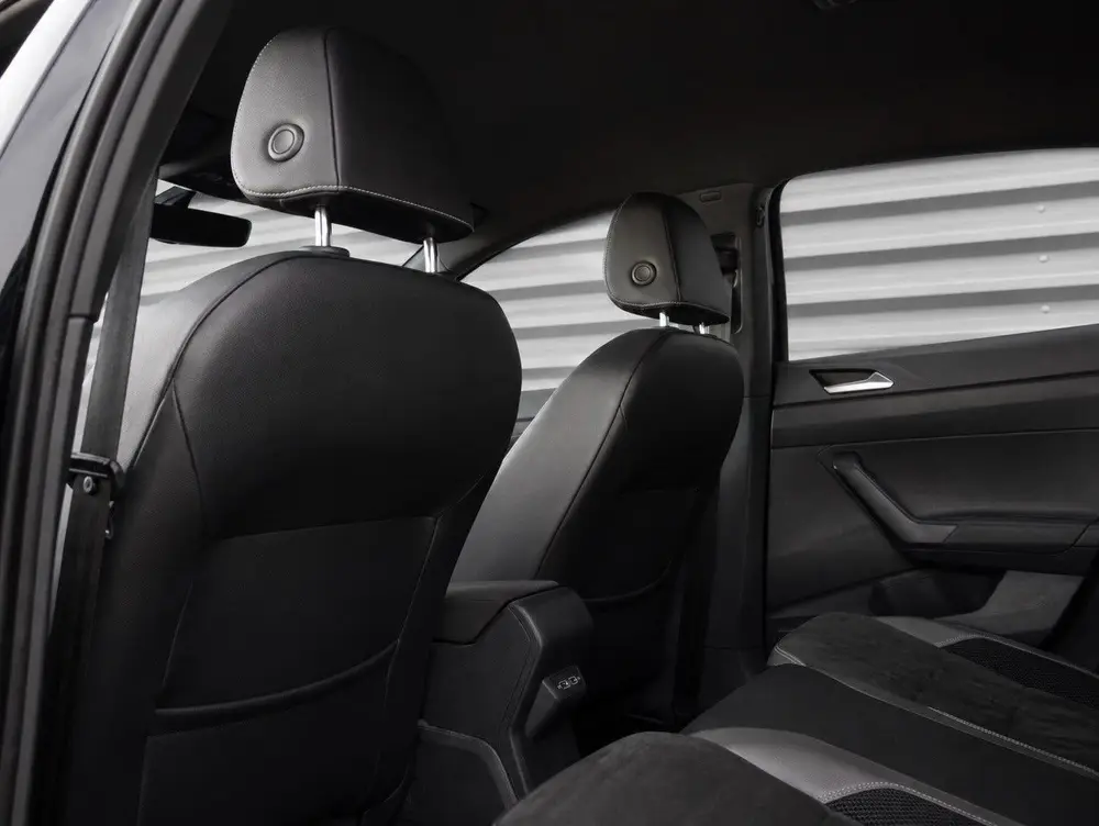 Volkswagen Polo 2.0 TSI GTI Alcantara Camera Virtual Keyless uit 2019, foto 20