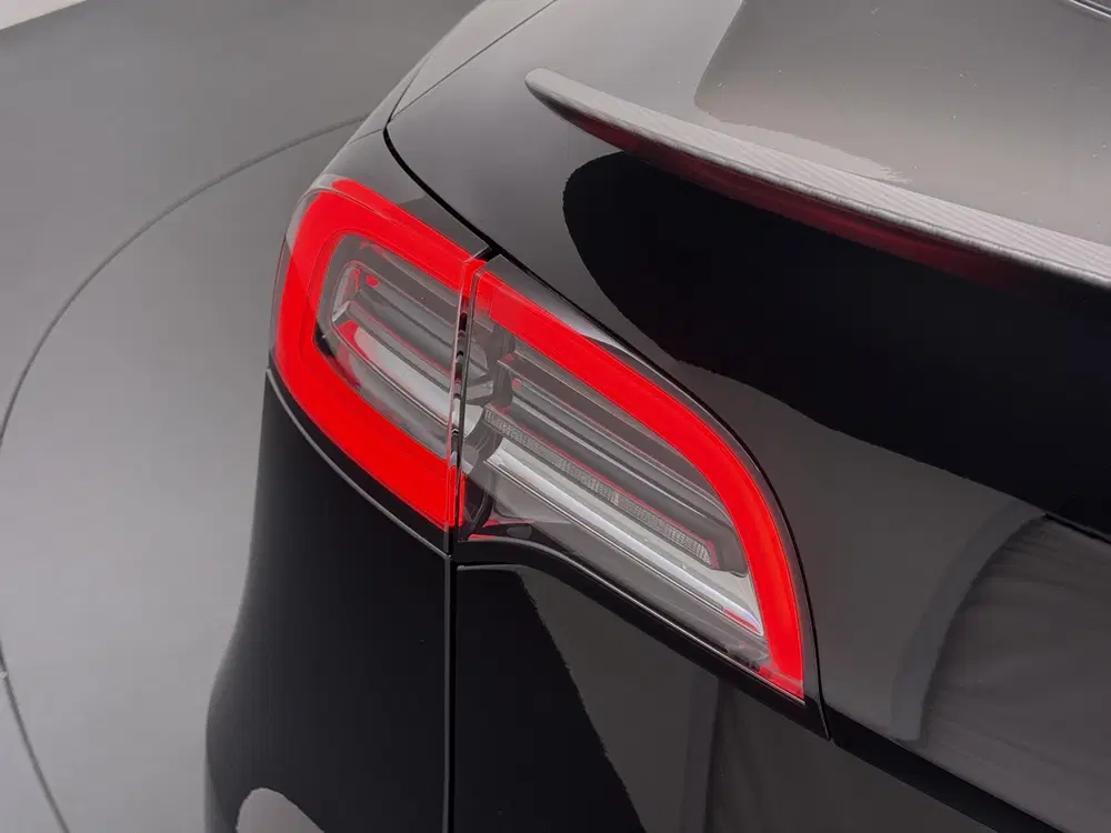 Tesla Model Y Performance AWD 75 kWh SOH 95% uit 2023, foto 2