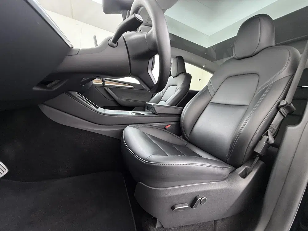 Tesla Model Y Performance AWD 75 kWh SOH 95% uit 2023, foto 20