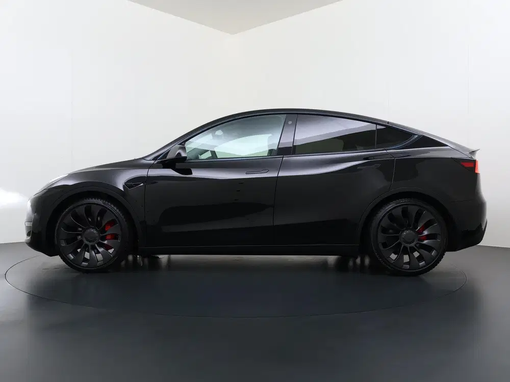 Tesla Model Y Performance AWD 75 kWh SOH 95% uit 2023, foto 5