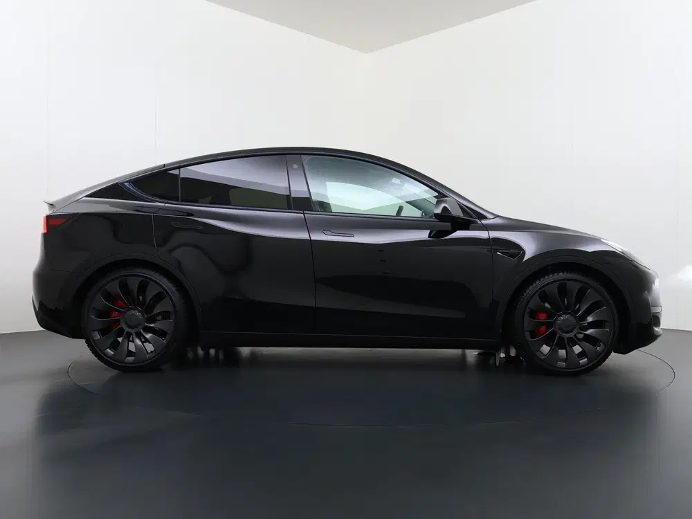 Tesla Model Y Performance AWD 75 kWh SOH 95% uit 2023, foto 9