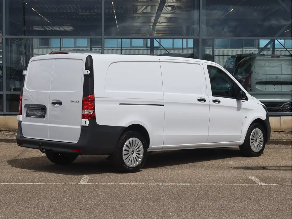 Mercedes-Benz Vito 114 CDI L3 Pro uit 2024, foto 2