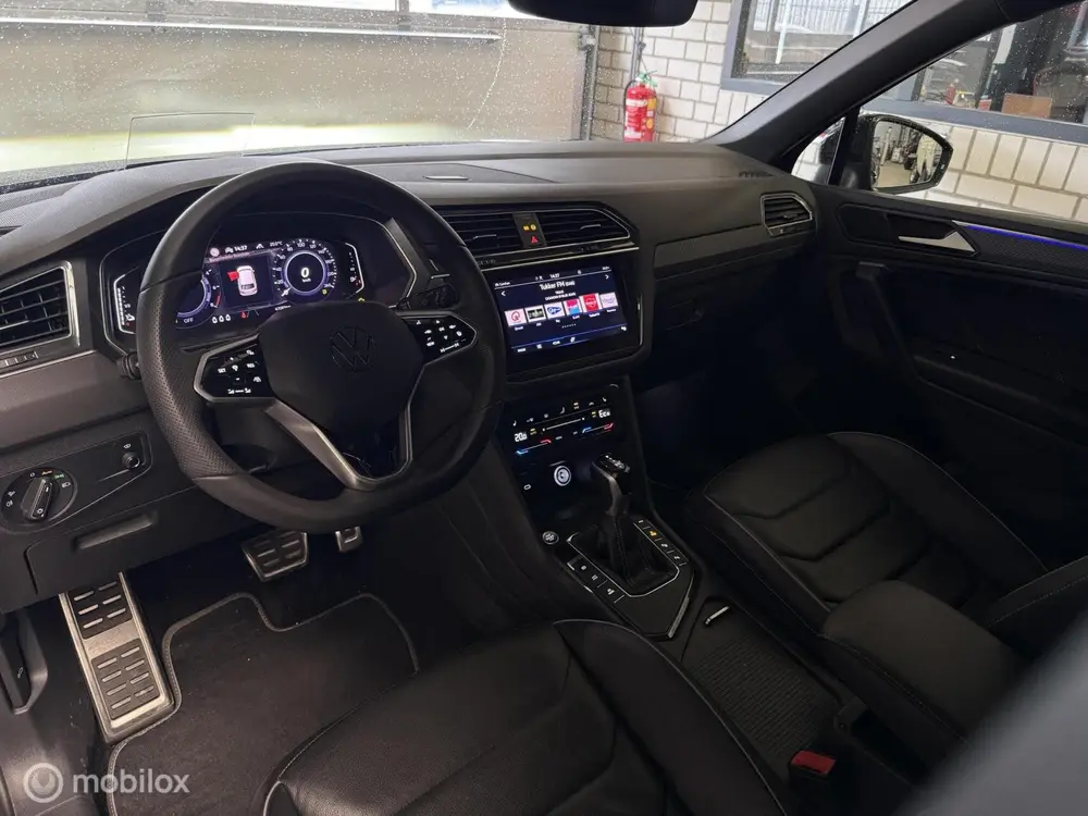 Volkswagen Tiguan 1.4 TSI eHybrid R-Line Business+ FULL OPTI uit 2021, foto 20