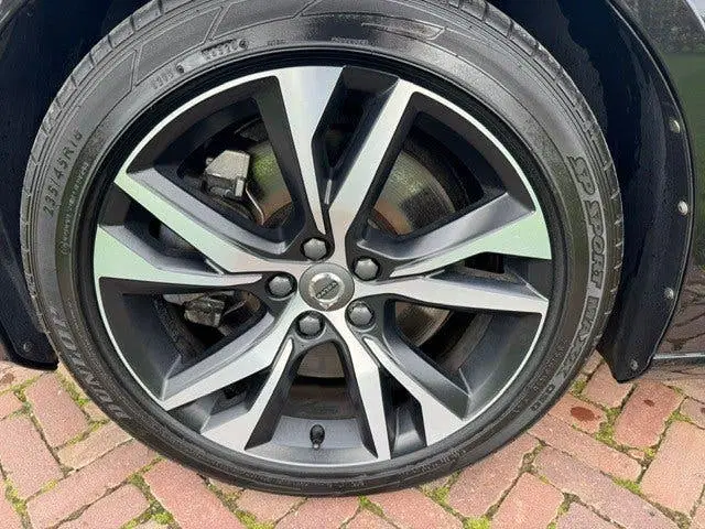 Volvo S60 T8 R Design AWD 340pk Automaat 2021 Zwart uit 2021, foto 15